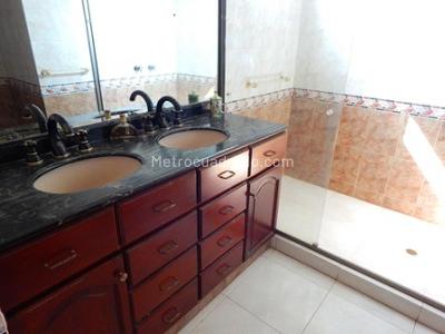 Apartamento de 5 alcobas en venta en Alto Prado, Barranquilla, 448 m² · foto 18 de 20