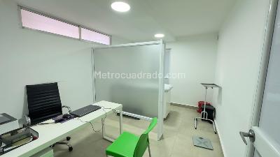 Casa de 5 alcobas en arriendo en Ciudad Jardin, Barranquilla, 750 m² · foto 10 de 20