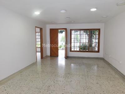 Casa de 3 alcobas en arriendo en Paraiso, Barranquilla, 181 m² · foto 2 de 20