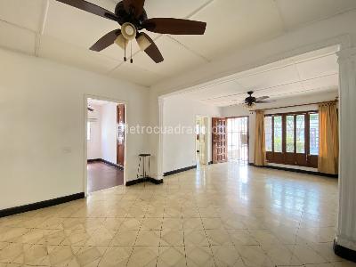Casa de 5 alcobas en arriendo en San Felipe, Barranquilla, 240 m² · foto 4 de 20