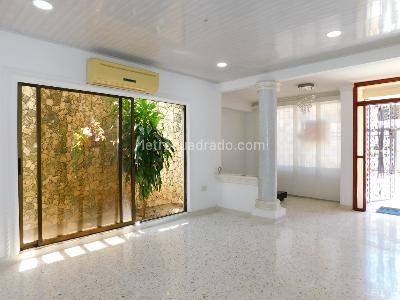 Casa de 3 alcobas en venta en Paraiso, Barranquilla, 240 m² · foto 5 de 20