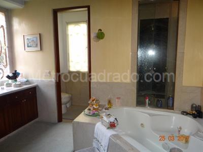 Casa de 4 alcobas en venta en Bosques Del Marques, Bogotá, 370 m² · foto 13 de 20