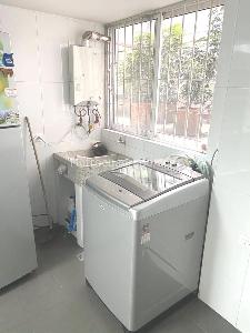 Apartamento de 2 alcobas en venta en Chico Reservado, Bogotá, 128 m² · foto 12 de 18