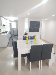 Apartamento de 2 alcobas en venta en Chico Reservado, Bogotá, 128 m² · foto 6 de 18