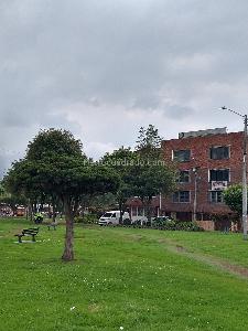 Casa de 5 alcobas en venta en Suba Aures Ii, Bogotá, 520 m² · foto 18 de 20
