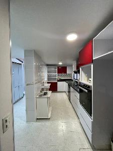 Casa de 3 alcobas en venta en Cedritos, Bogotá, 190 m² · foto 12 de 13