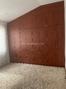 Casa de 3 alcobas en venta en Cedritos, Bogotá, 190 m² · foto 6 de 13