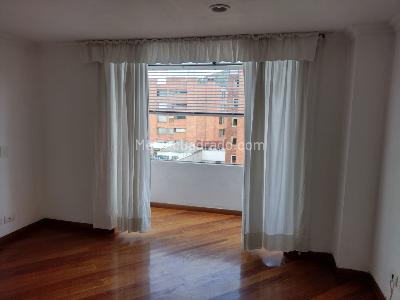 Apartamento de 2 alcobas en venta en Parque Del Chico, Bogotá, 95 m² · foto 7 de 11