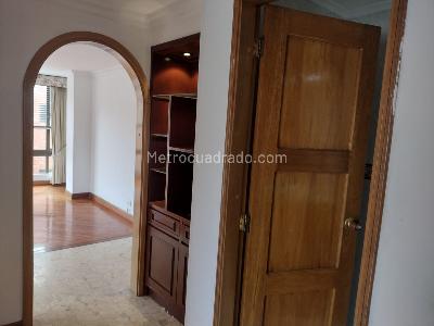 Apartamento de 2 alcobas en venta en Parque Del Chico, Bogotá, 95 m² · foto 8 de 11