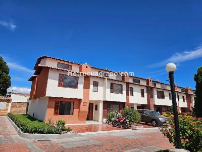 Casa de 4 alcobas en venta en Chia El Retorno, Chía, 112 m² · foto 3 de 8