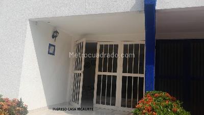 Casa de 2 alcobas en venta en Ricaurte, Girardot, 72 m² · foto 3 de 16