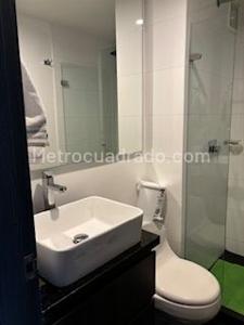 Apartaestudio en venta en Los Cedros Oriental Cedritos, Bogotá, 55 m² · foto 2 de 19