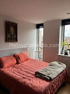Apartaestudio en venta en Los Cedros Oriental Cedritos, Bogotá, 55 m² · foto 7 de 19