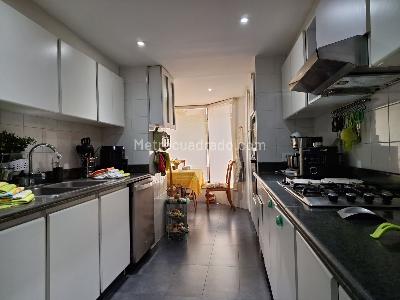 Apartamento de 3 alcobas en venta en Bosque Medina, Bogotá, 229 m² · foto 8 de 10