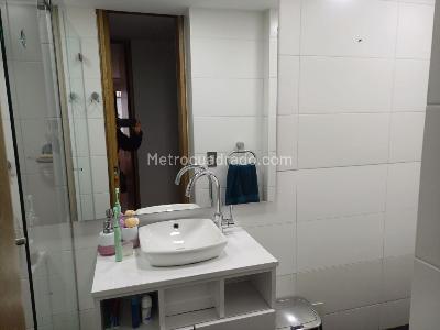 Apartamento de 2 alcobas en venta en Chico, Bogotá, 153 m² · foto 11 de 12