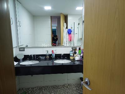 Apartamento de 2 alcobas en venta en Chico, Bogotá, 153 m² · foto 4 de 12