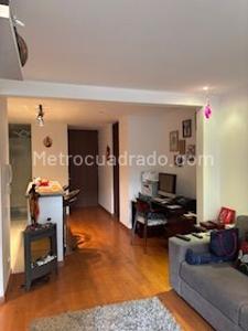 Apartaestudio en venta en Cedritos Contador, Bogotá, 53 m² · foto 8 de 16