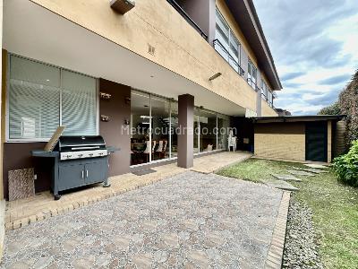 Casa de 4 alcobas en arriendo en Villa De Los Pinos, Cajicá, 230 m² · foto 4 de 20
