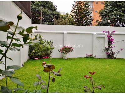 Casa de 4 alcobas en venta en Puente Largo, Bogotá, 434 m² · foto 3 de 6