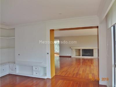 Apartamento de 3 alcobas en venta en Altos Del Retiro, Bogotá, 320 m² · foto 7 de 20