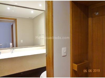 Apartamento de 3 alcobas en venta en Altos Del Retiro, Bogotá, 320 m² · foto 18 de 20