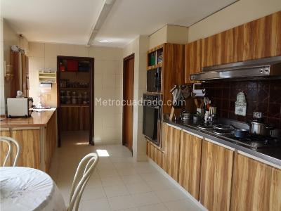 Apartamento de 5 alcobas en venta en Recodo Del Country, Bogotá, 430 m² · foto 11 de 20