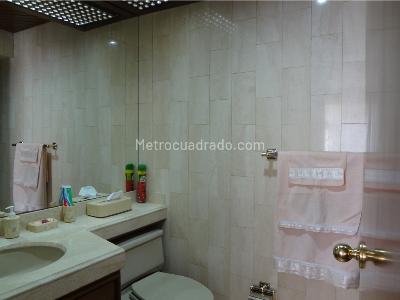 Apartamento de 5 alcobas en venta en Recodo Del Country, Bogotá, 430 m² · foto 18 de 20