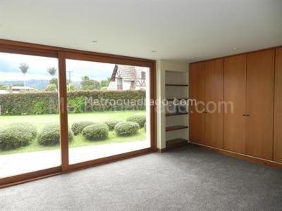 Casa de 4 alcobas en venta en Chia, Chía, 440 m² · foto 3 de 20