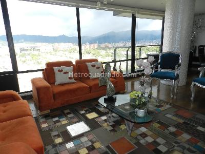 Apartamento de 3 alcobas en venta en Los Lagartos, Bogotá, 180 m² · foto 2 de 19