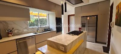 Casa de 3 alcobas en venta en Santa Ana, Chía, 341 m² · foto 8 de 20