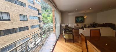 Apartamento de 2 alcobas en venta en La Cabrera El Refugio, Bogotá, 152 m² · foto 2 de 19