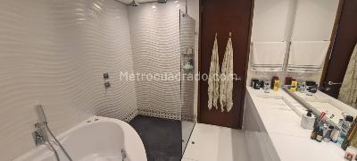 Apartamento de 2 alcobas en venta en La Cabrera El Refugio, Bogotá, 152 m² · foto 16 de 19