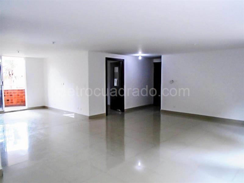 Apartamento de 3 Alcobas en Arriendo y Venta en Castropol, El Poblado - 2