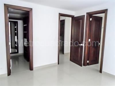 Apartamento en arriendo en El Poblado, Medellín · foto 6 de 18