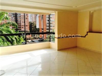 Apartamento en venta en El Poblado, Medellín · foto 11 de 20
