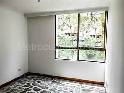 Apartamento de 3 alcobas en arriendo en El Poblado, Medellín, 146 m² · foto 10 de 17