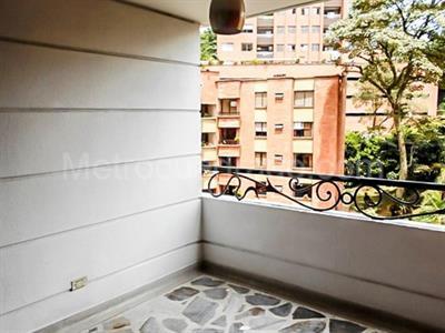 Apartamento de 3 alcobas en arriendo en El Poblado, Medellín, 146 m² · foto 16 de 17