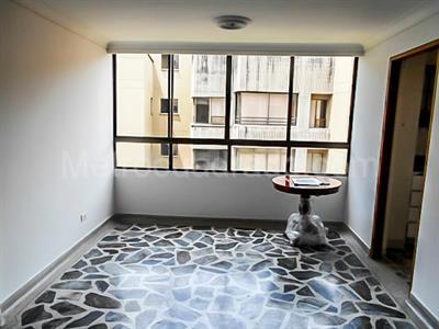 Apartamento de 3 alcobas en arriendo en El Poblado, Medellín, 146 m² · foto 7 de 17