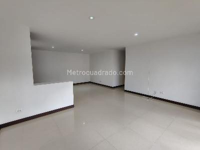 Apartamento en arriendo en San Lucas, Medellín · foto 4 de 17