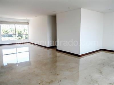 Apartment for rent in EL POBLADO, Medellín