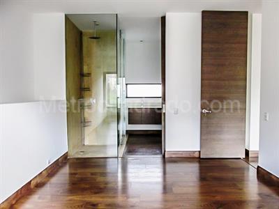Apartamento en venta en El Poblado, Medellín · foto 9 de 13