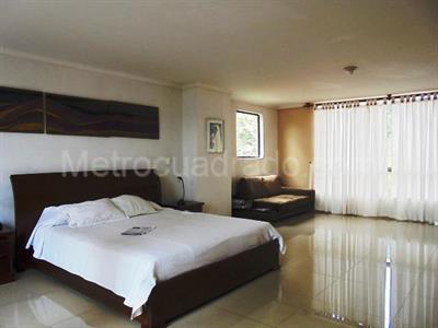Apartamento de 4 alcobas en venta en El Poblado, Medellín, 284 m² · foto 10 de 20