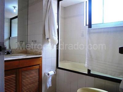 Apartamento de 4 alcobas en venta en El Poblado, Medellín, 284 m² · foto 16 de 20