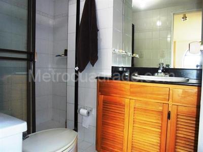 Apartamento de 4 alcobas en venta en El Poblado, Medellín, 284 m² · foto 17 de 20