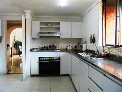 Apartamento de 4 alcobas en venta en El Poblado, Medellín, 284 m² · foto 18 de 20