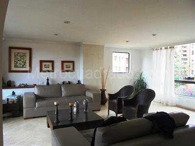 Apartamento de 4 alcobas en venta en El Poblado, Medellín, 284 m² · foto 3 de 20