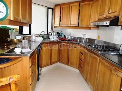 Apartamento en venta en El Poblado, Medellín · foto 10 de 18