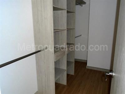 Apartamento en venta en El Poblado, Medellín · foto 9 de 12