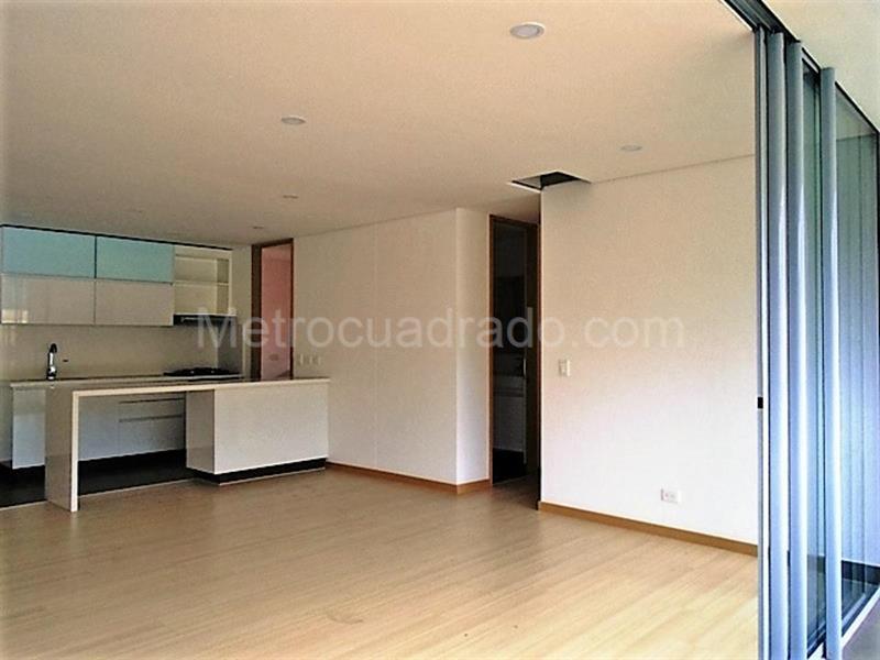 2BR Apartment in Cumbres (98 m²) - 3