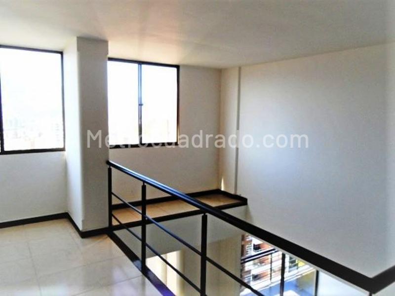 Duplex de 3 alcobas en El Encierro con amenidades 24/7 - 7